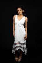 LW Elaria Dress